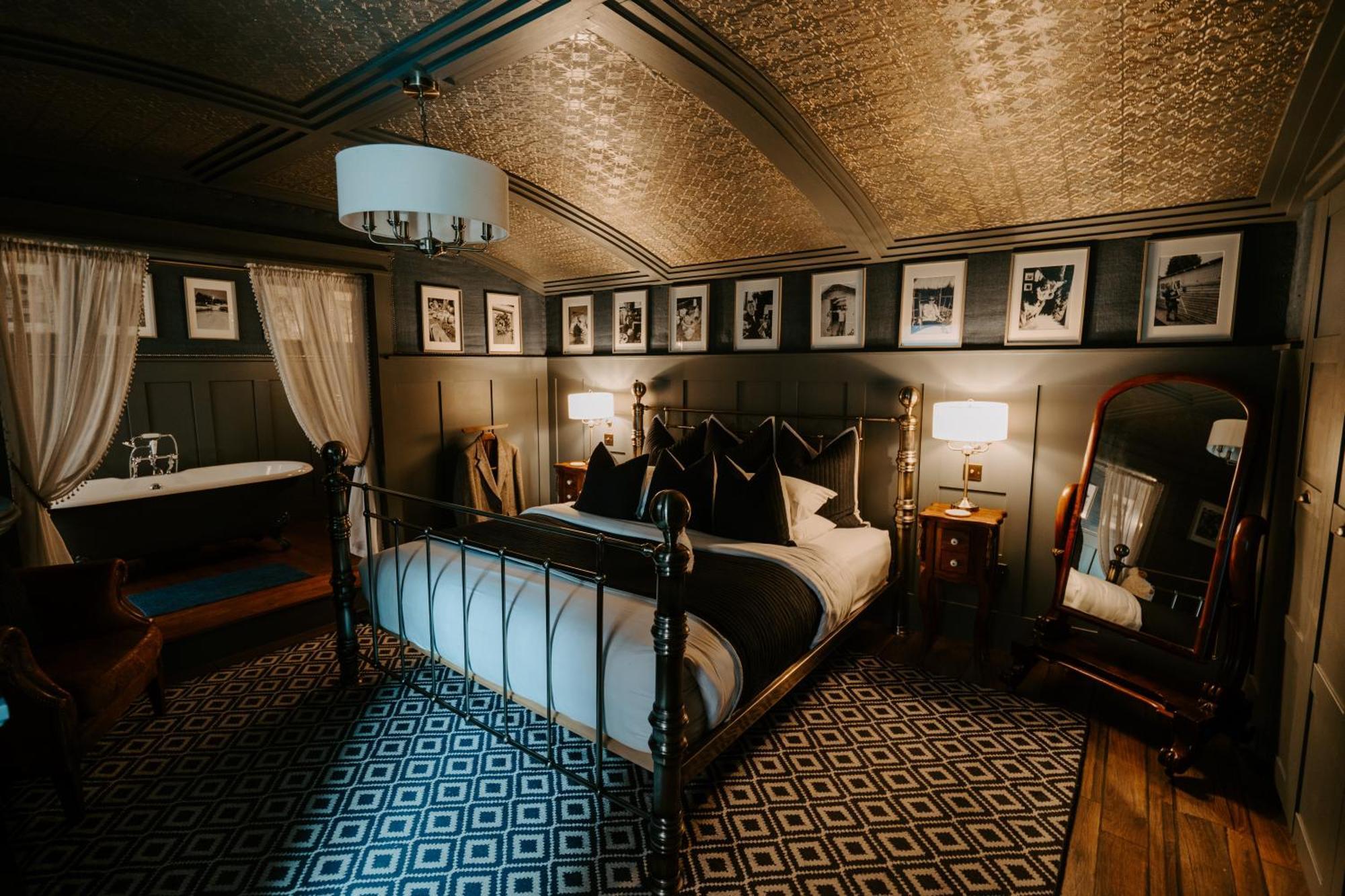 Sheddington Manor - 2 Bedroom Guest House & Cinema Белфаст Екстер'єр фото